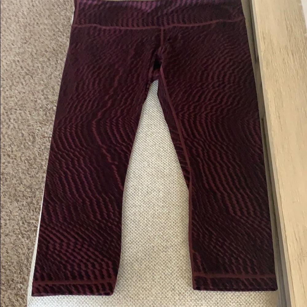 Lululemon crops